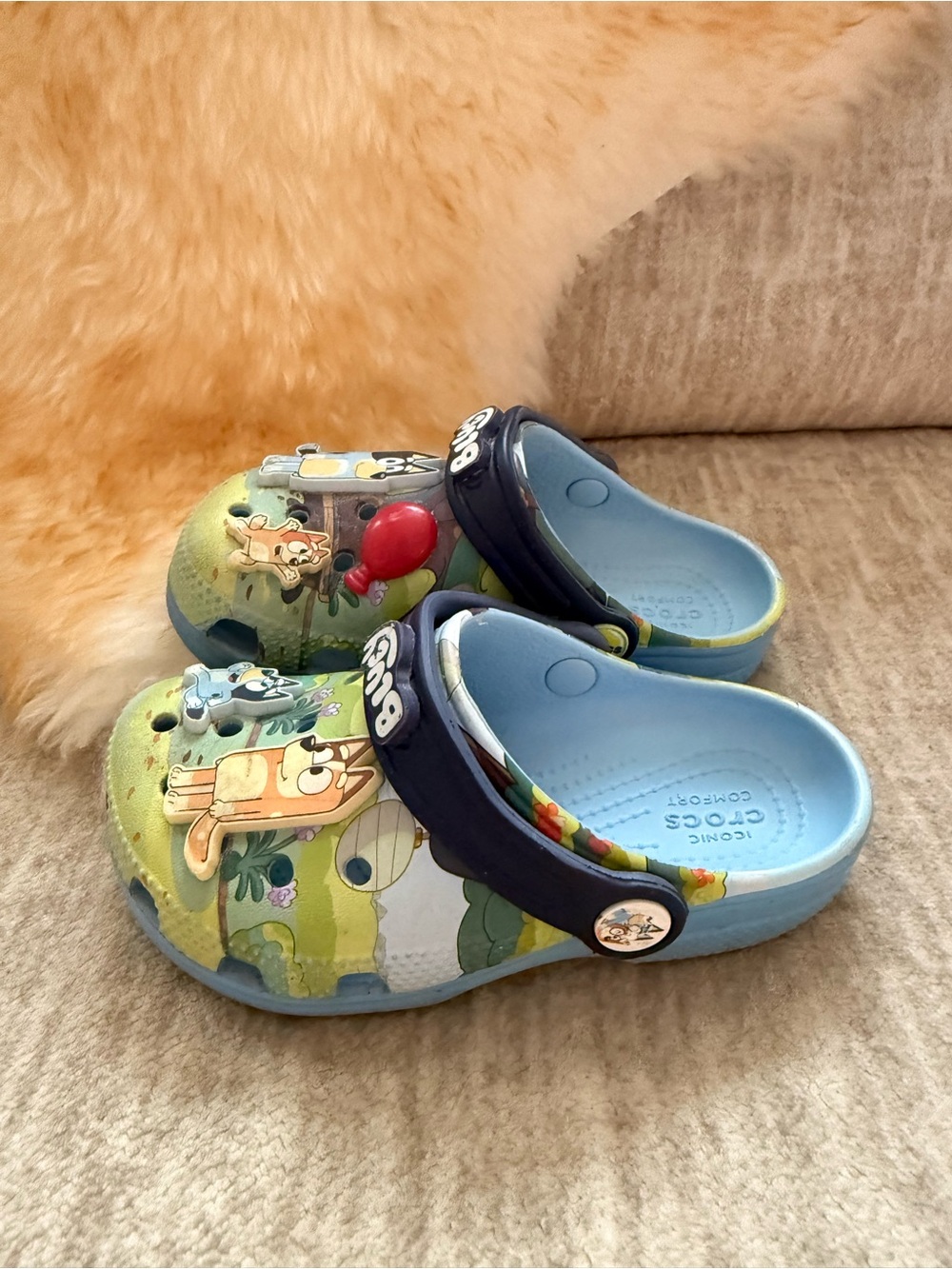 Bluey crocs - Picture 2 of 4